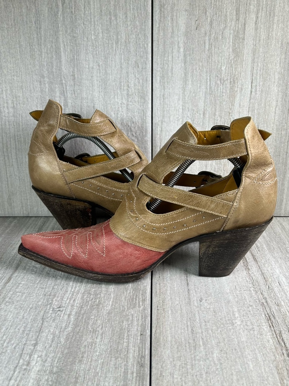 Old Gringo Joy Taupe Western Buckle Strap Ankle Heeled Booties Women’s Size 7 B - Picture 2 of 11